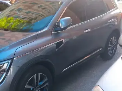 Usata Renault Koleos 131 CV (96 kW) 2017 Grigio SUV