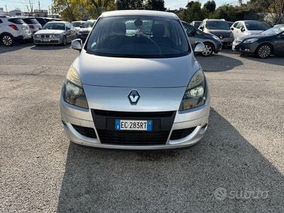 Usata Renault Scénic III Dynamique 110 CV (80 kW) 2010 Grigio Monovolume