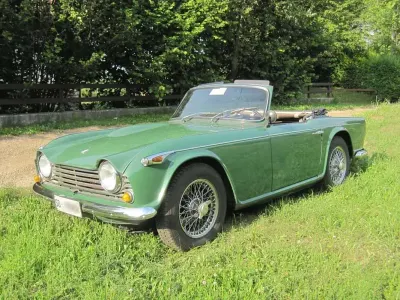 Usata Triumph TR4 101 CV (74 kW) 1965 Verde Cabrio