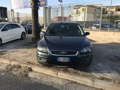 Usata Ford Focus 90 CV (66 kW) 2007 Grigio Berlina