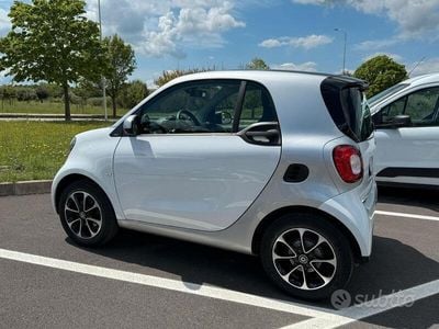 Usata 2017 Smart ForTwo Coupé Utilitaria | 16.000 € (Cara)