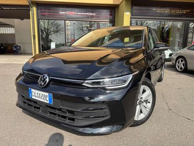 Usata VW Golf VIII Life 116 CV (85 kW) 2025 Nero Berlina