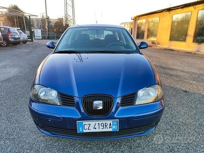 Usata Seat Ibiza Stylance 75 CV (55 kW) 2006 Blu Utilitaria