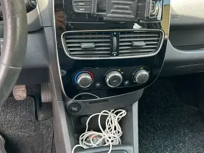 Usata Renault Clio IV Zen 75 CV (55 kW) 2018 Bianco Berlina