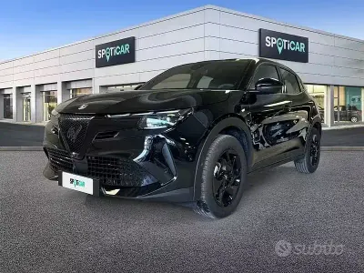 Usata Alfa Romeo Junior 136 CV (100 kW) 2025 Nero SUV