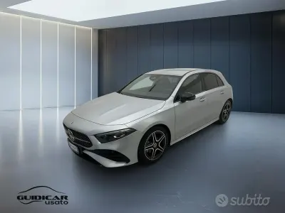 Usata Mercedes A180 AMG line 116 CV (85 kW) 2025 Grigio Berlina