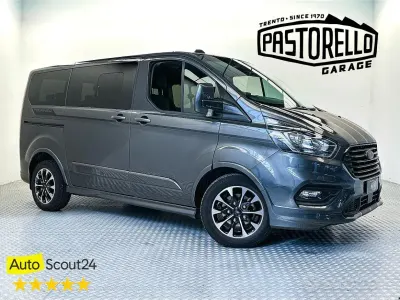 Usata Ford Tourneo S 170 CV (125 kW) 2023 Grigio Monovolume