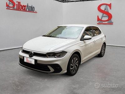 Usata VW Polo 80 CV (58 kW) 2022 Bianco Utilitaria