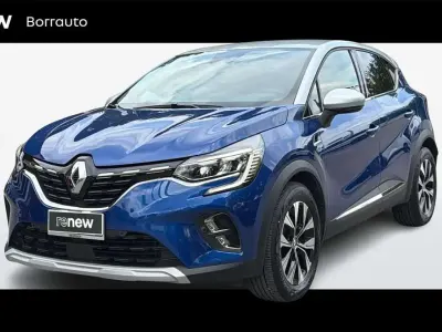 Usata Renault Captur Techno 143 CV (105 kW) 2023 Grigio SUV