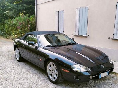 Usata Jaguar XK8 284 CV (208 kW) 1996 Nero Cabrio