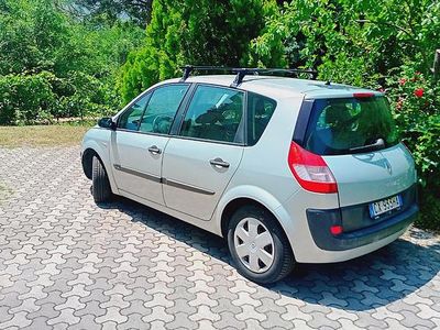 Usata Renault Scénic II 120 CV (88 kW) 2004 Monovolume