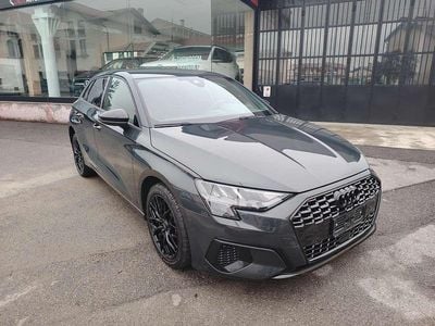 Usado Audi A3 S-Line 110 CV (80 kW) 2021 Gris Berlina