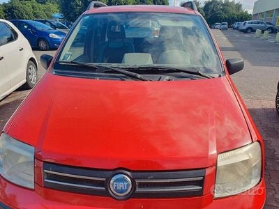 Rosso Usata 2005 Fiat Panda Dynamic Utilitaria | 3500 € (Cara)
