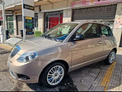 Usata Lancia Ypsilon 69 CV (50 kW) 2011 Utilitaria