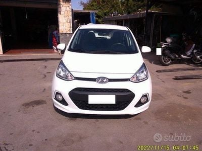 Usata Hyundai i10 689 CV (506 kW) 2016 Bianco Utilitaria