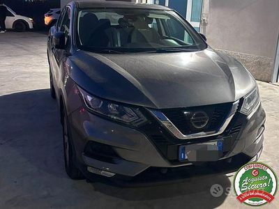 Usata Nissan Qashqai Acenta 110 CV (80 kW) 2018 Grigio SUV
