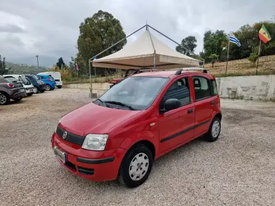 Usata Fiat Panda Emotion 75 CV (55 kW) 2011 Rosso Utilitaria
