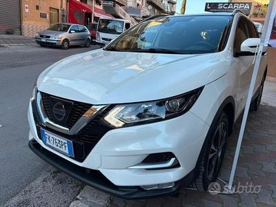 Usata Nissan Qashqai N-Connecta 110 CV (80 kW) 2017 Bianco SUV