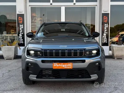 Usata Jeep Avenger Summit 101 CV (74 kW) 2025 Grigio SUV