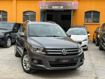 Usata VW Tiguan Sportline 140 CV (102 kW) 2013 Grigio SUV
