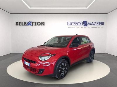 Usata Fiat 600 Red 114 kW (156 CV) 2024 Rosso SUV