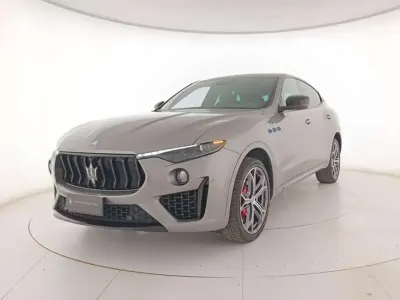 Usata Maserati Levante 330 CV (242 kW) 2021 Grigio SUV