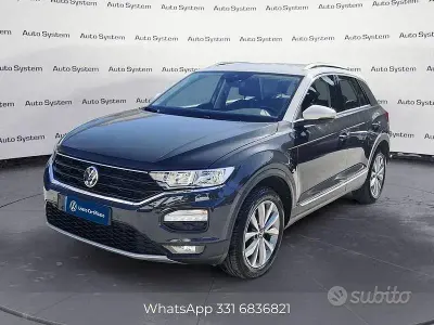 Käytetty VW T-Roc Style 110 HP (80 kW) 2021 Harmaa Katumaasturi