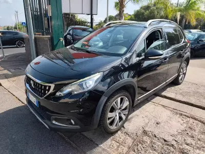 Usata Peugeot 2008 S 120 CV (88 kW) 2018 Nero SUV