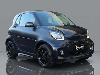 Blu scuro past. Usata 2021 Smart ForTwo Coupé Prime Utilitaria | 12.490 € (Buon prezzo)