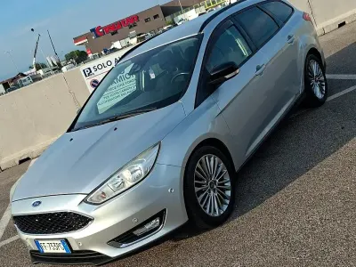 Usata Ford Focus 120 CV (88 kW) 2016 Station wagon