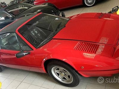Usata Ferrari 308 214 CV (157 kW) 1982 Rosso Cabrio