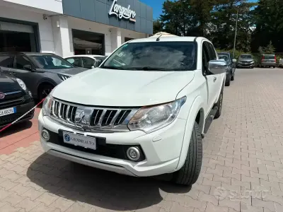 Usata Mitsubishi L200 Intense 154 CV (113 kW) 2016 Bianco Pick-up