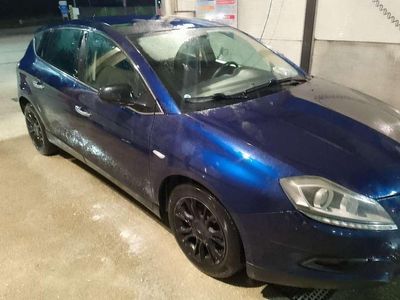 Usata Lancia Delta 120 CV (88 kW) 2009 Utilitaria