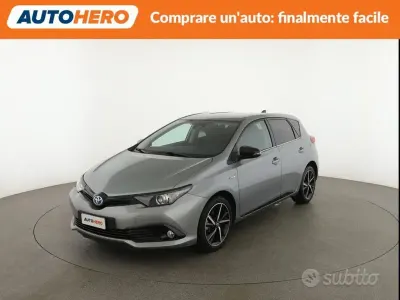 Begagnad Toyota Auris Hybrid