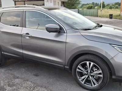 Usata Nissan Qashqai N-Connecta 116 CV (85 kW) 2021 Grigio SUV