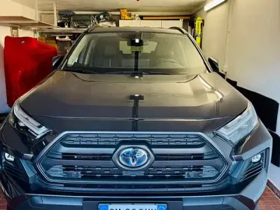 Usata Toyota RAV4 Hybrid 178 CV (130 kW) 2023 SUV