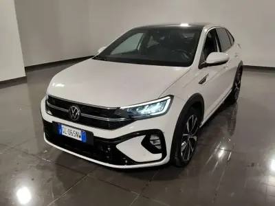 Usata VW Taigo R-line 110 CV (80 kW) 2023 Bianco SUV