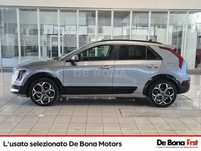 Usata Kia Niro Premium 140 CV (102 kW) 2023 Grigio SUV