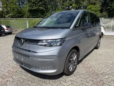 Nieuw VW T7 Life 150 PK (110 kW) 2026 Zwart Van