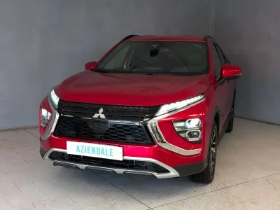 Usado Mitsubishi Eclipse Cross Instyle 98 CV (72 kW) 2022 Rojo SUV