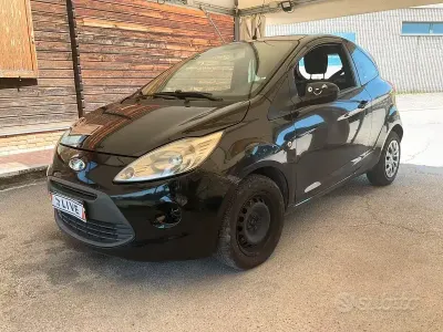 Usata Ford Ka Titanium 69 CV (50 kW) 2014 Nero Berlina