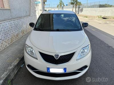 usata Lancia Ypsilon 1.2 benzina Platinum