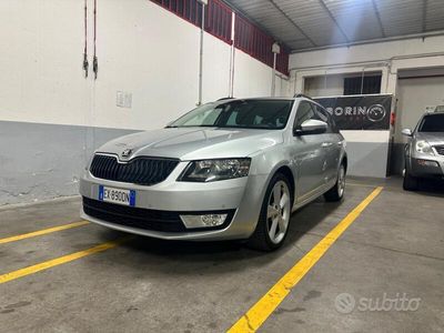 usata Skoda Octavia 2.0 TDI CR DSG Wagon Elegance