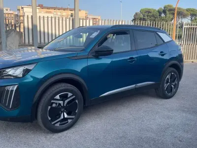 Nuova Peugeot 2008 Allure 102 CV (75 kW) 2026 Blu obsession SUV