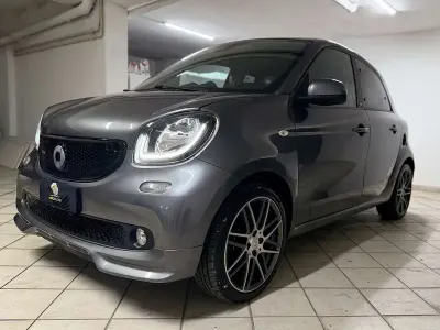 Usata Smart ForFour Brabus 109 CV (80 kW) 2018 Utilitaria