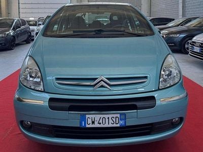 Usata Citroën Xsara Picasso Elegance 116 CV (85 kW) 2005 Blu/azzurro Monovolume