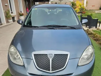 Usata Lancia Ypsilon 60 CV (44 kW) 2009 Grigio Utilitaria
