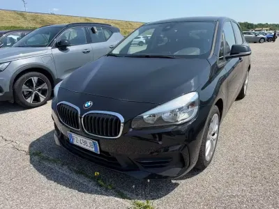 Usata BMW 225 Active Tourer iPerformance 136 CV (100 kW) 2019 Nero Monovolume