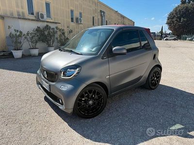 Usata Smart ForTwo Cabrio Passion 90 CV (66 kW) 2016 Grigio Cabrio