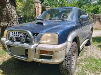 Usata Mitsubishi L200